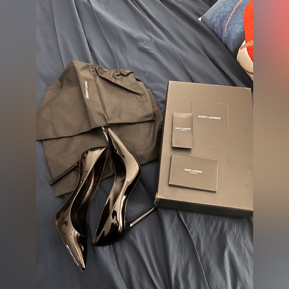 Authentic Saint Laurent heels - Size 41